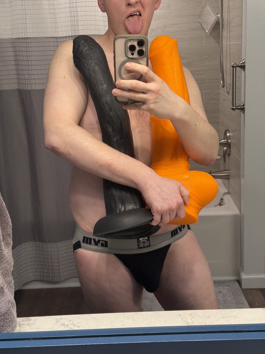 bigbuttboy tweet media