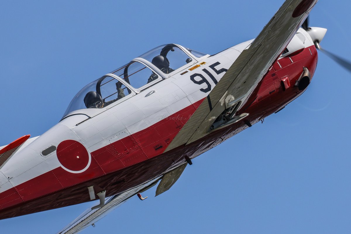 飛べない飛びます 静浜基地航空祭2026 T-7 2機による機動飛行!! 機体との距離が近いため