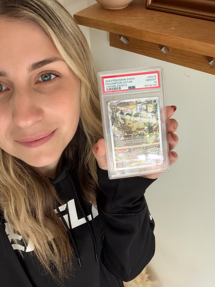 Ericka’s Venusaur tweet media