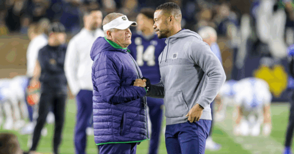 EHansenND's tweet photo. NEW: #NotreDame would've made 10 of 12 College Football Playoffs in a 24-team format — but would the Irish actually have won one? ☘️

@BGInews explores the what-ifs that could've changed everything. 👀

Read: https://t.co/mdP6N0peQ5 https://t.co/vMiF8s5TEW