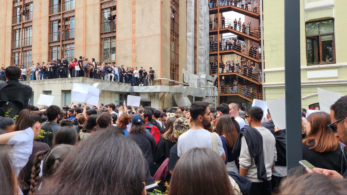 N tweet media