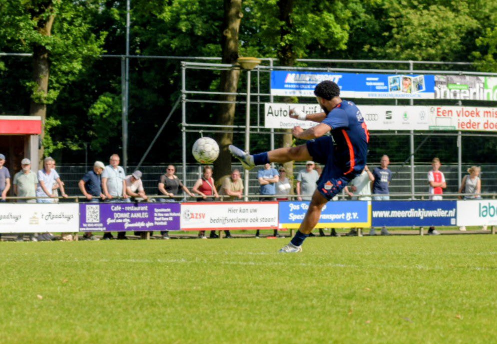ONSSneek's tweet photo. 𝗪𝐞𝐝𝐬𝐭𝐫𝐢𝐣𝐝𝐯𝐞𝐫𝐬𝐥𝐚𝐠 | @AZSV_Aalten - ONS Sneek 4-0

Handhaving ONS Sneek maar vraag niet hoe…

📷 Rob Bosma

➡️ https://t.co/rTwka5dUC0

#azsons https://t.co/pSb3L9fGY3