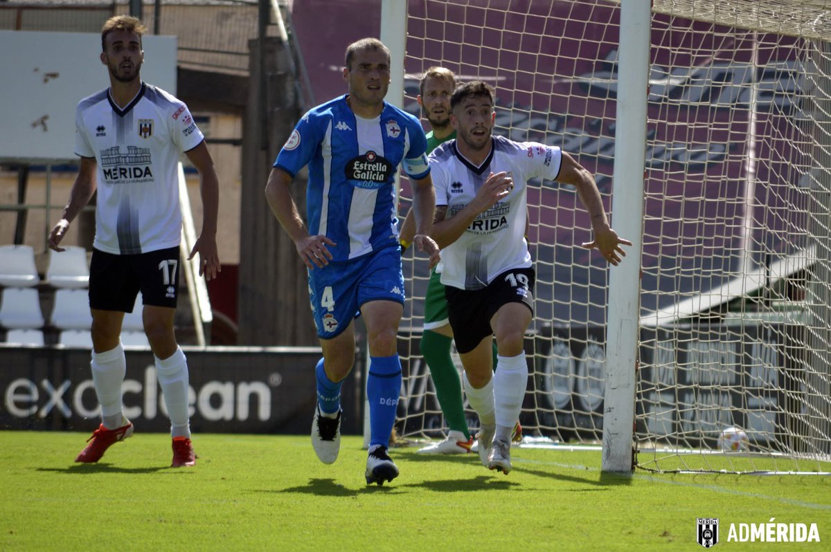 Merida_AD's tweet photo. 🔝 ¡Enhorabuena al @RCDeportivo por el  ascenso a Primera! 🤜🏼🤛🏼 https://t.co/wvsmHQNMdj
