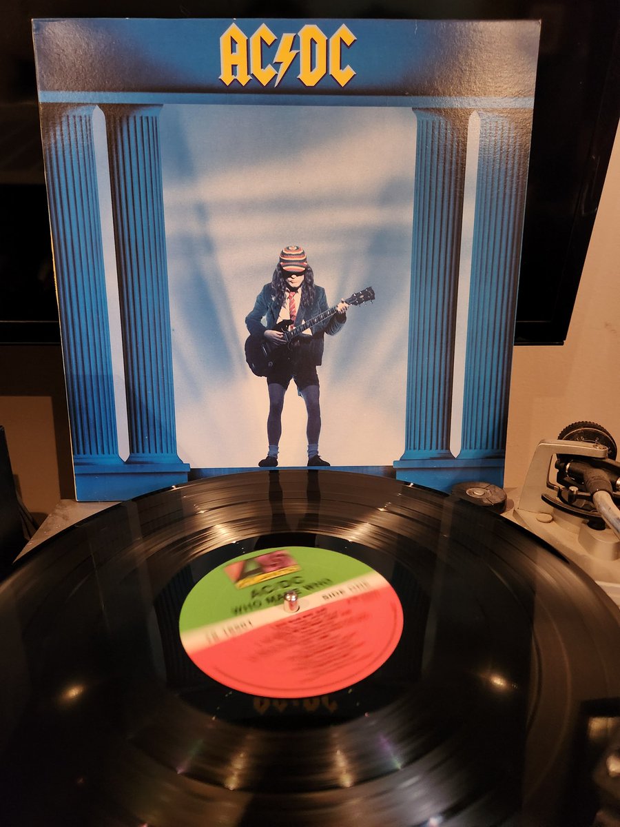 SpinVinyl1's tweet photo. Who Made Who was released 40 years ago May 22, 1986. AC/DC sent an email saying it was released today but that would mean a Saturday which isn't a day albums are released. Regardless, a fantastic compilation with a banger title track!
#ACDC #WhoMadeWho #vinylrecords https://t.co/d4EOcJHxHO