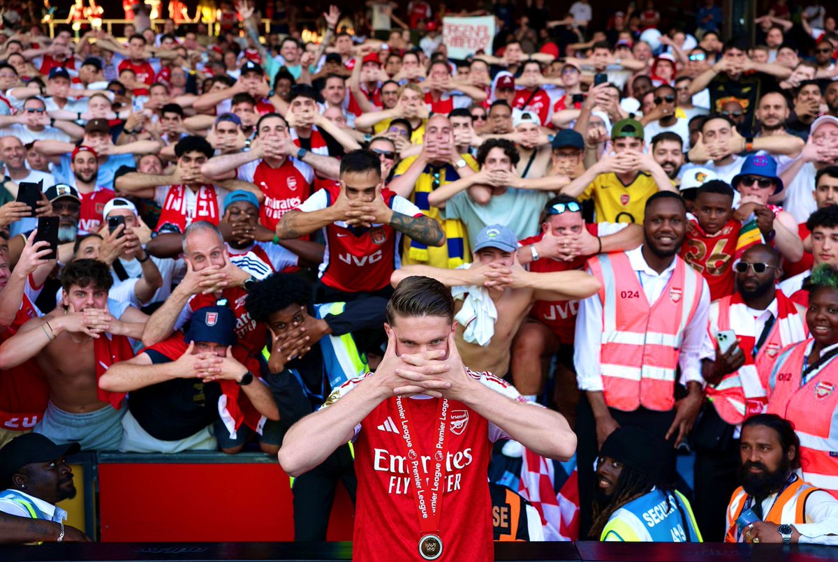 AFC__Xtra's tweet photo. He’s undeniably the Arsenal player with the biggest motion. 

I’m glad I backed Viktor Gyökeres from the get go. 🇸🇪 ⚔️ https://t.co/QZyZOgsIs2