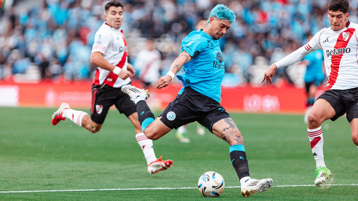 Belgrano's tweet photo. ⏱  38' PT | #VamosLaB 🏴‍☠️

➡️ #BELGRANO 1-1 RIVER

⚽ #TorneoMercadoLibre
📺 Seguilo en vivo por ESPN Premium y TNT Sports
Suscribite al 🔗https://t.co/qAmiCNBBrh https://t.co/HZF7DwQlFw