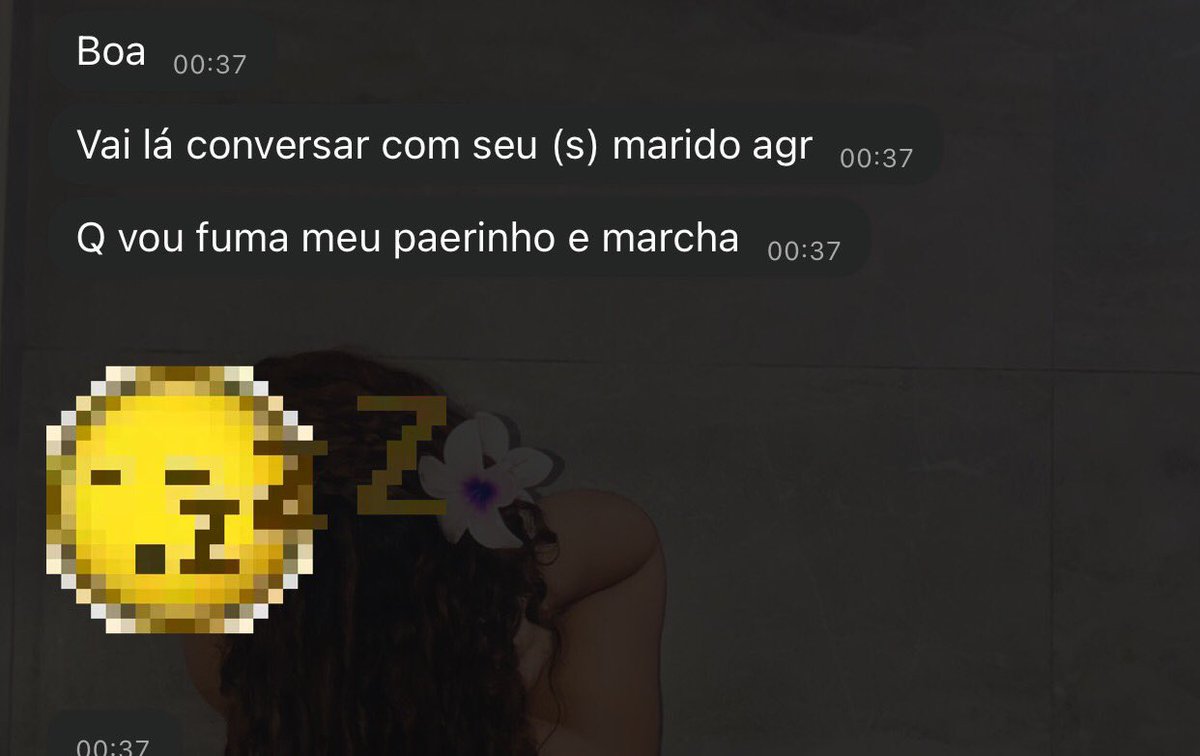 019_kau's tweet photo. É cada um que me aparece,ele “NAMORANDO” e vindo pesar na minha… https://t.co/LKebi67FAr