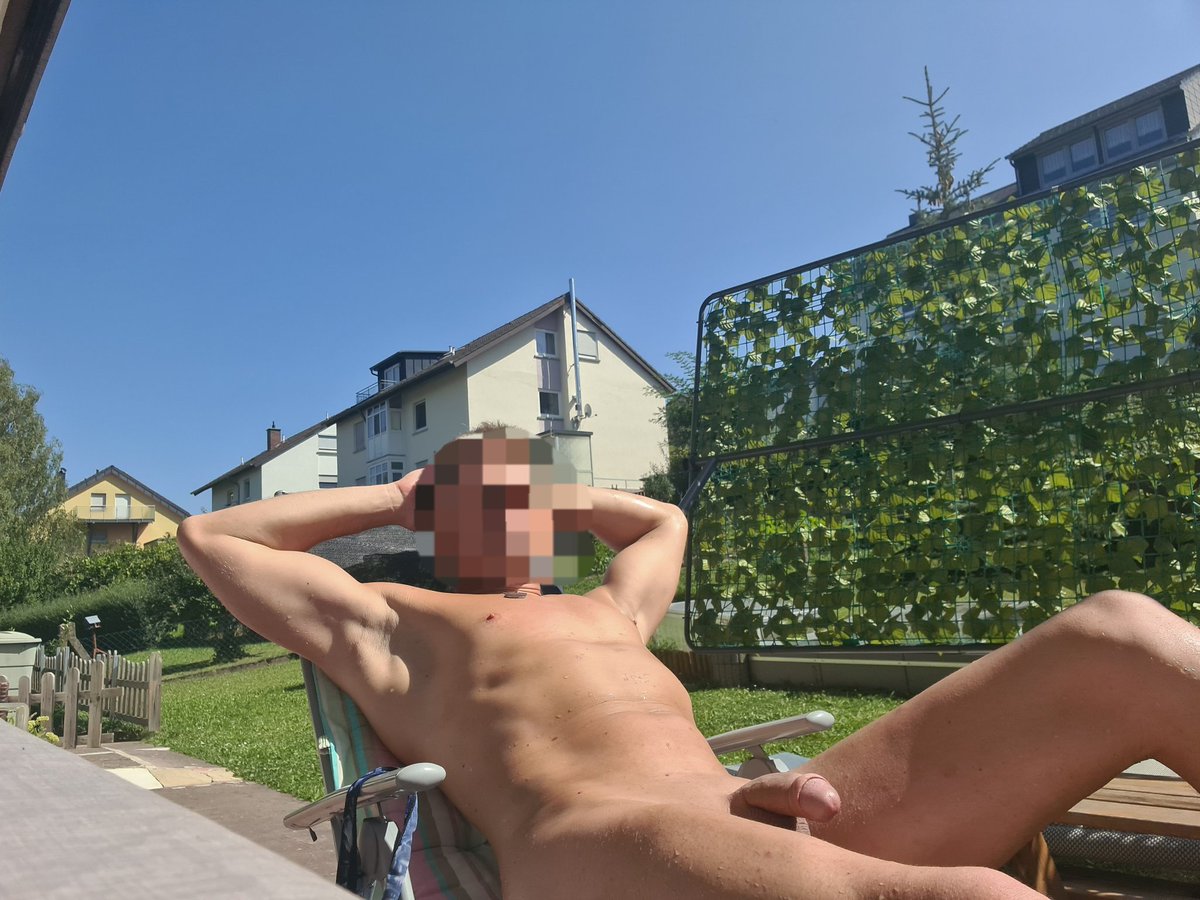 NpunktDpunkt's tweet photo. #FKK #naked #sunbath #nude https://t.co/lDF1RN400h