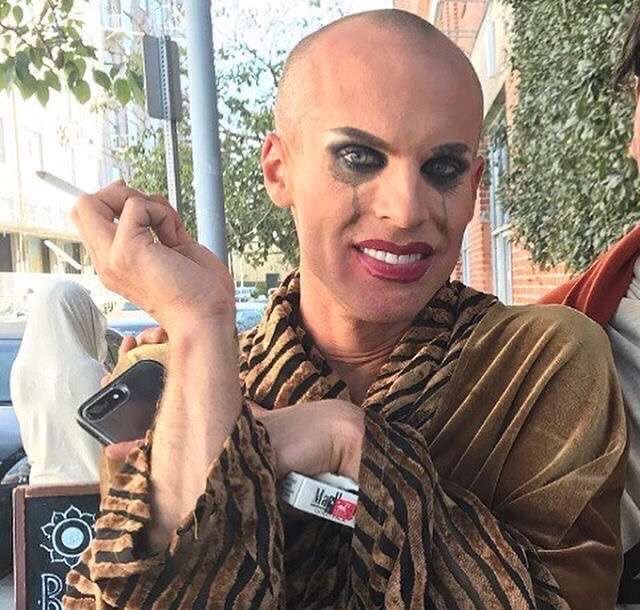 sedderaside's tweet photo. charli having a 10/10 b-side but it not being on streaming https://t.co/2FkCJnpBlw