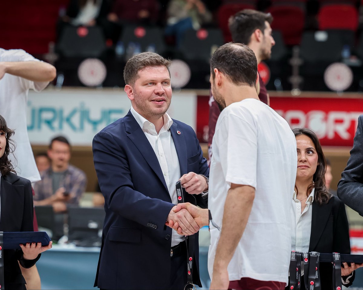 Erkek Basketbol Ligleri tweet media