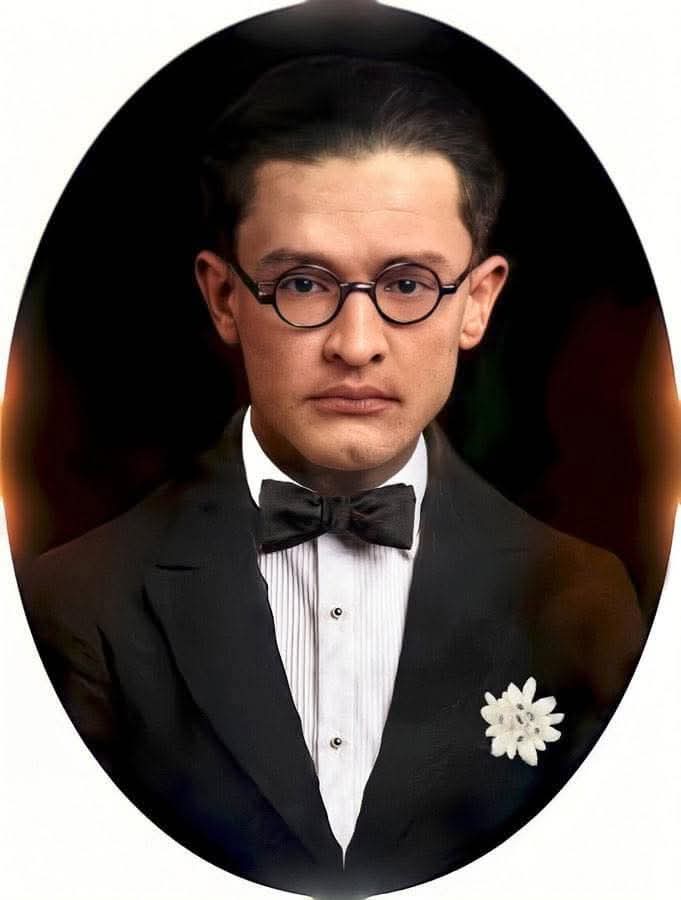 HistoriadeElSalvador tweet media