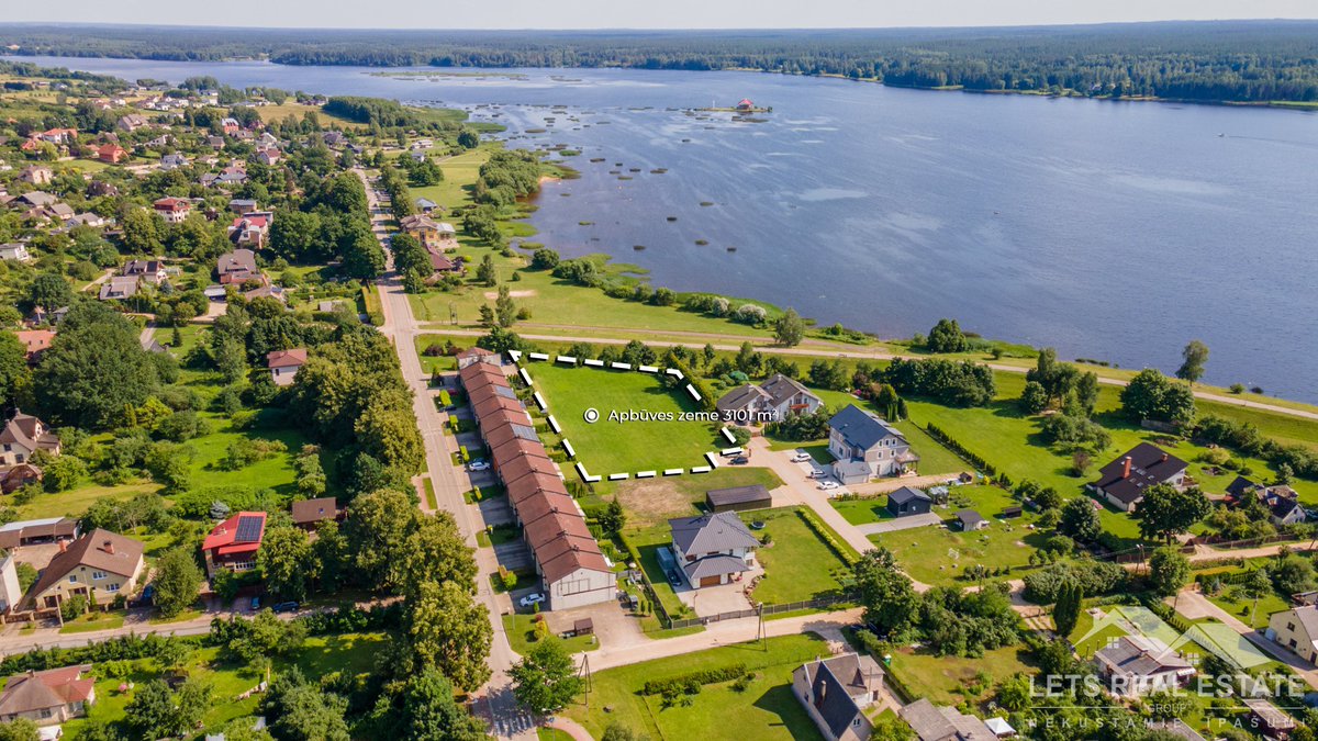 LetsRealEstat's tweet photo. Pārdod ainavisku apbūves zemi Ikšķilē, Daugavas tuvumā, lieliska iespēja Tavas ģimenes sapņu mājas būvniecībai!
Cena: 115000 EUR
Links: https://t.co/vJCkaKxi4Z
Lets Real EstateGroup
Tālr.: +37120016507 | +37120032417
E-pasts: info@lregroup.lv
Mājas lapa: https://t.co/OHSTgngY4l https://t.co/BiJ9plsGw2