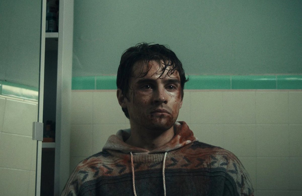 sillierdeadite's tweet photo. the last ten minutes of obsession are genuinely so intense, my heart was racing like crazy https://t.co/O6qB3onTmt