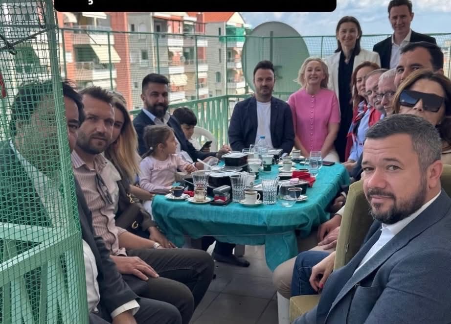 DEB / ΚΙΕΦ / FEP tweet media