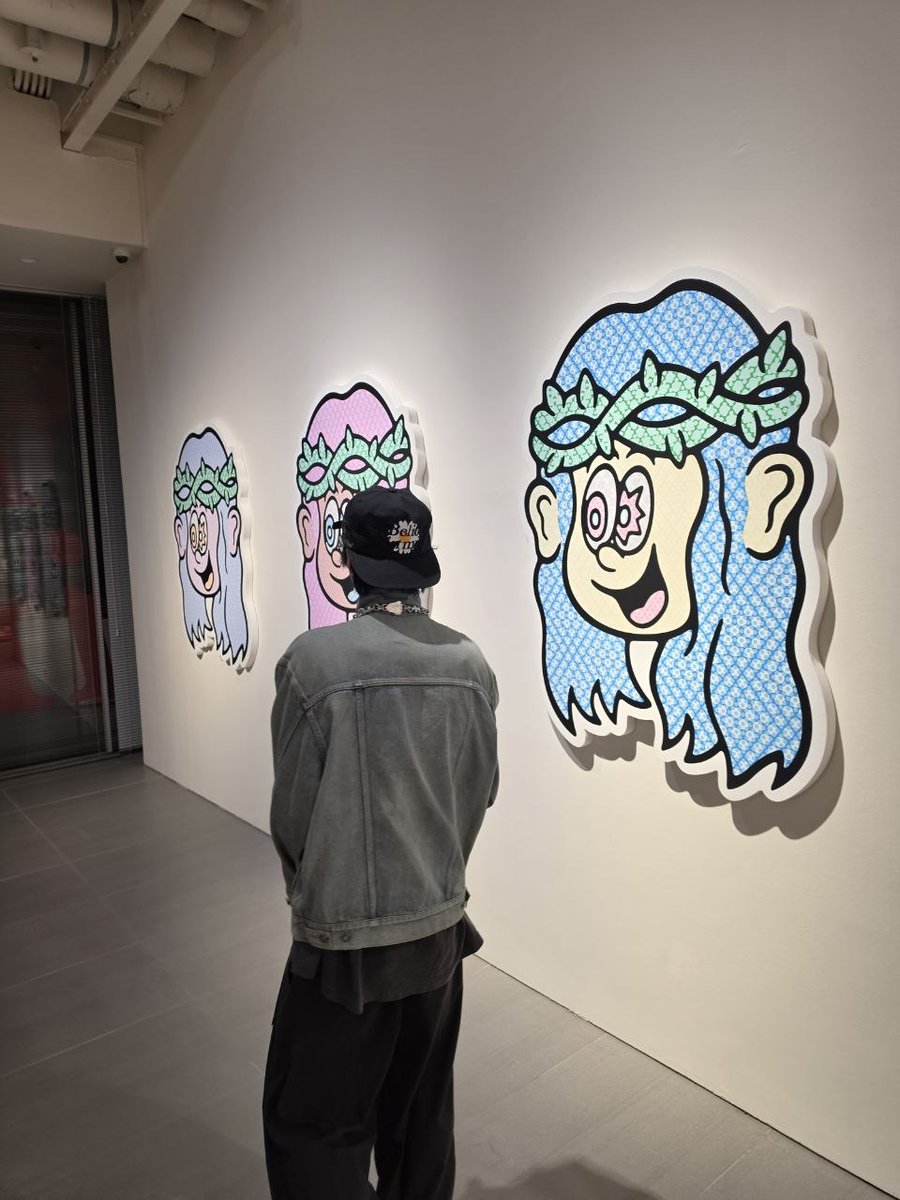 반항아 tweet media