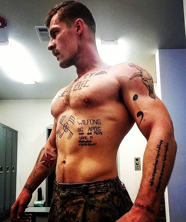 WhiteBruder's tweet photo. SSUPERIOR BRUDER https://t.co/SYO194OVug