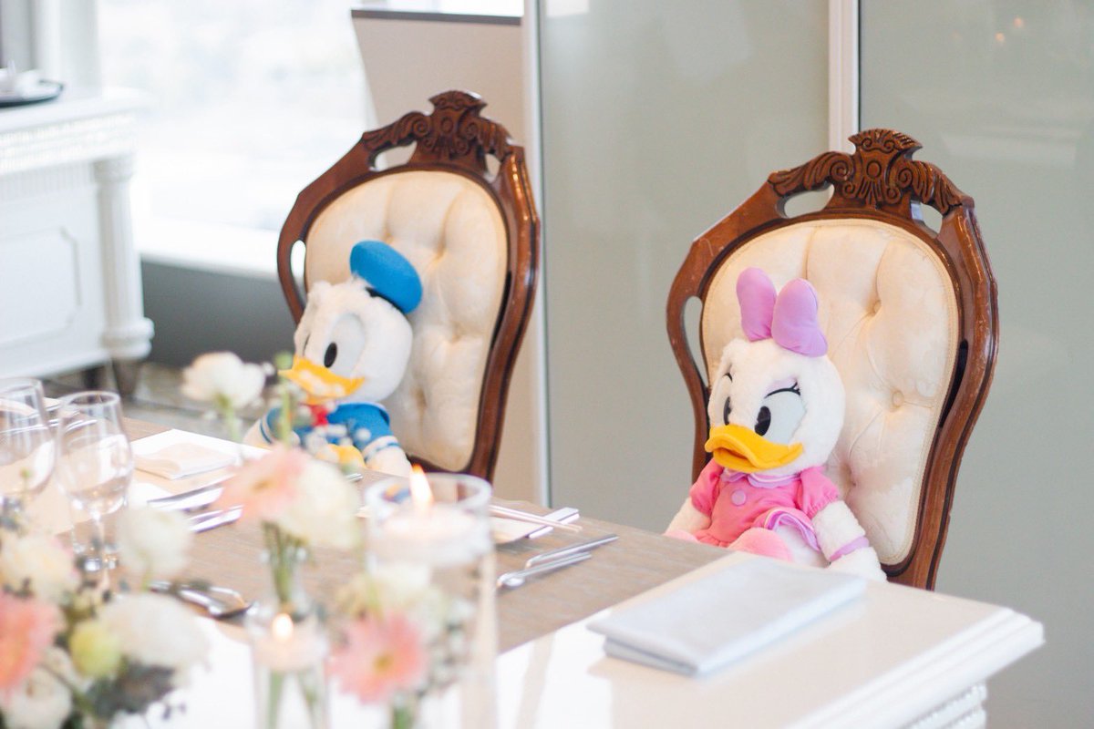 VeryVery_Daisy's tweet photo. ちなみに結婚式のそれです！！
反省点はエスコートカードもう少し
デザイン寄せれたよなぁ、、って🥲

横に色つけるべきだった🥲🥲 https://t.co/7PfNYoAcSw