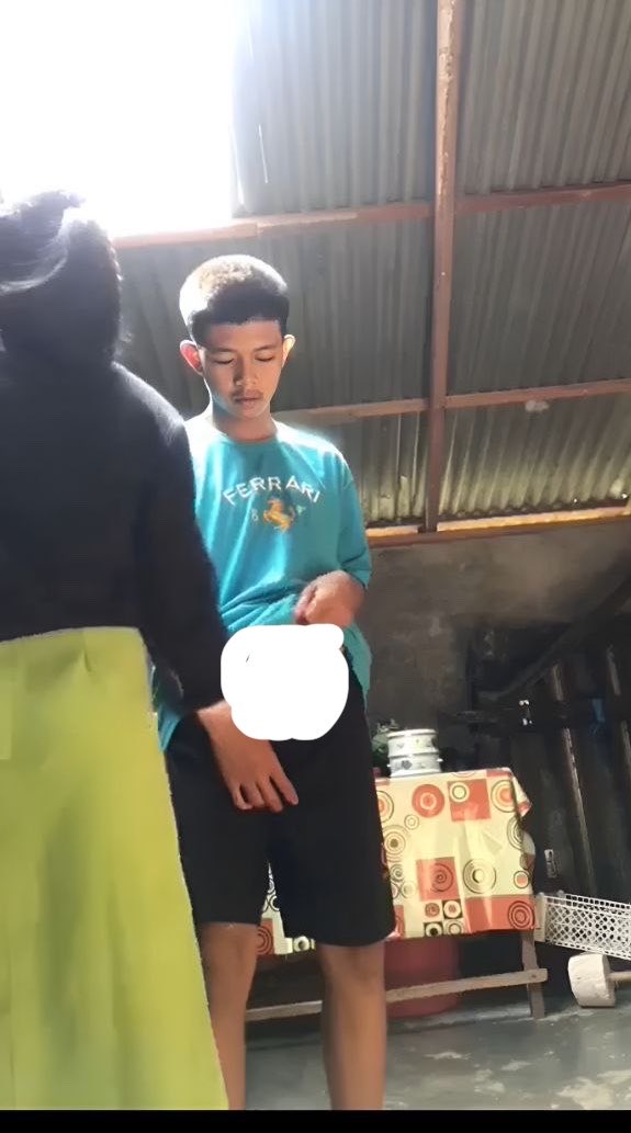 leadixg's tweet photo. MAIN DI DAPUR IWTIL NYA BAU BAWANG

https://t.co/zuHhrrr8C8

https://t.co/mMZB22oXmr https://t.co/xfD4DpDPLh