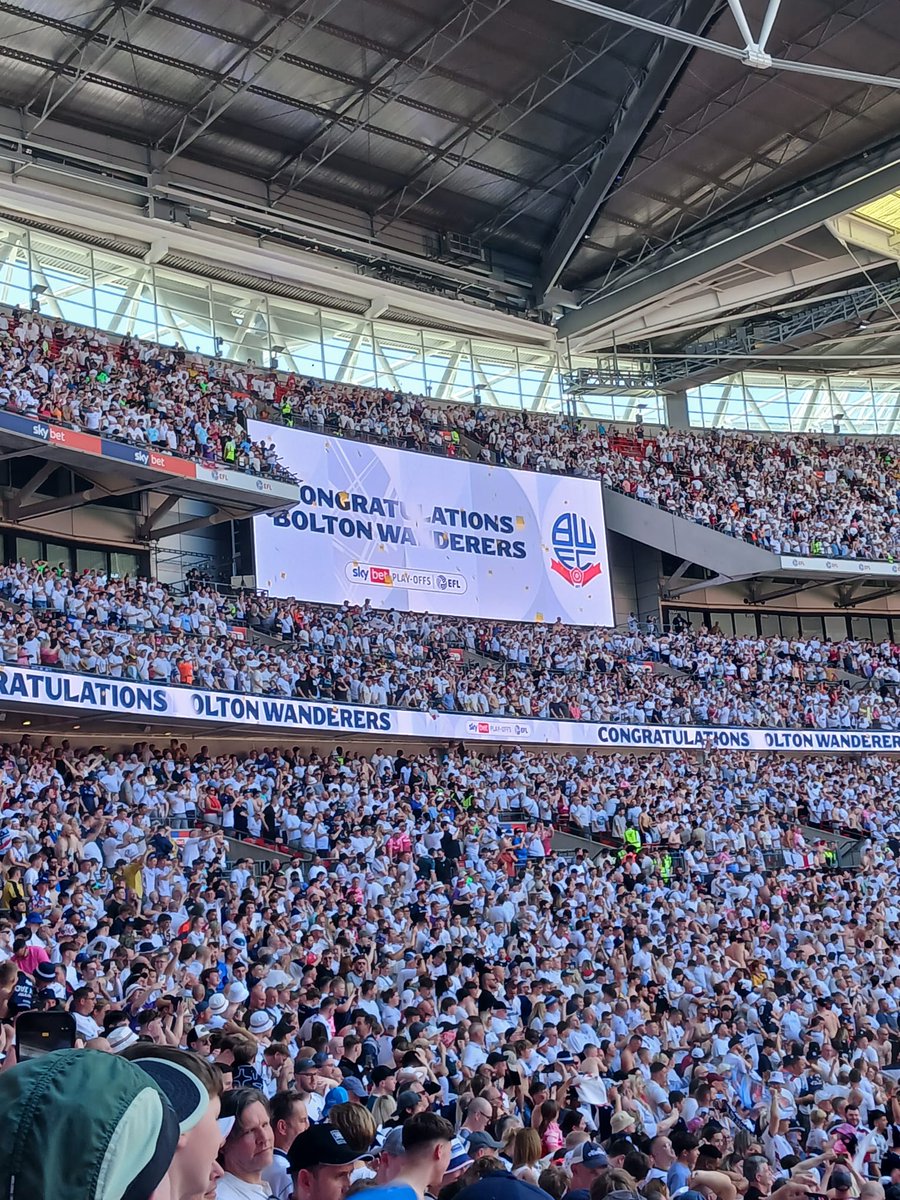 WaddyBWFC's tweet photo. What a day! #bwfc https://t.co/7z3nibT3NU