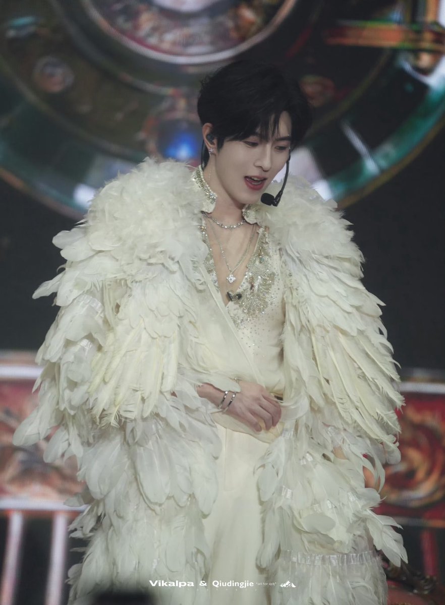 Eqn55's tweet photo. Omg MOMMY 😳😳😳 https://t.co/JjNJPsY1JU