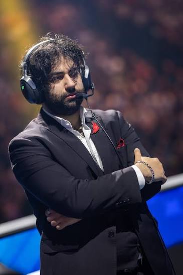 ShiftRLBS's tweet photo. LEAKED:

A photo of @Sadjuni0r's eyes has been dug up from the archives and released! https://t.co/5it6I4FWJh