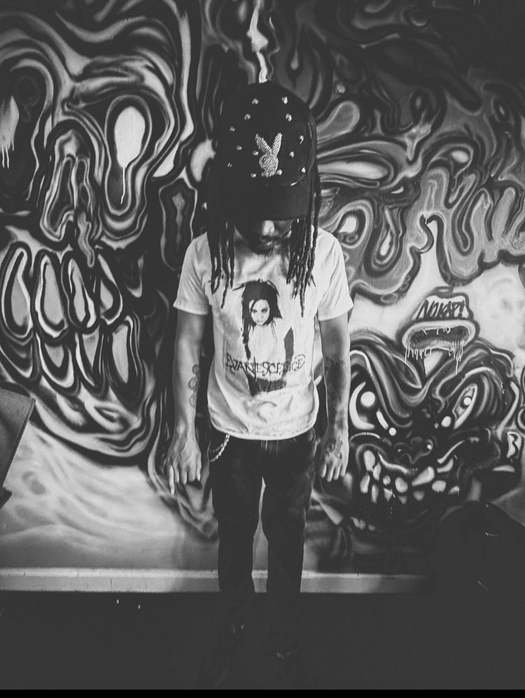 lilhxesus's tweet photo. 🎸❤️‍🩹 
#757 #VA #dmv https://t.co/vbvOzq04Uk