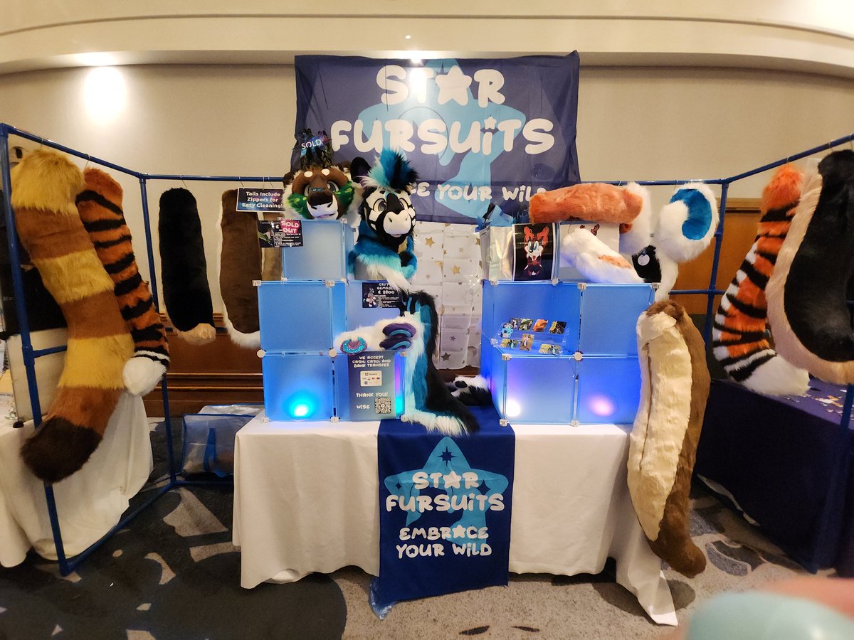StarSuits's tweet photo. Dealers den closing soon! Won't be here in Monday! #CFZ26 #Confuzzled https://t.co/XwjbJjVeu5
