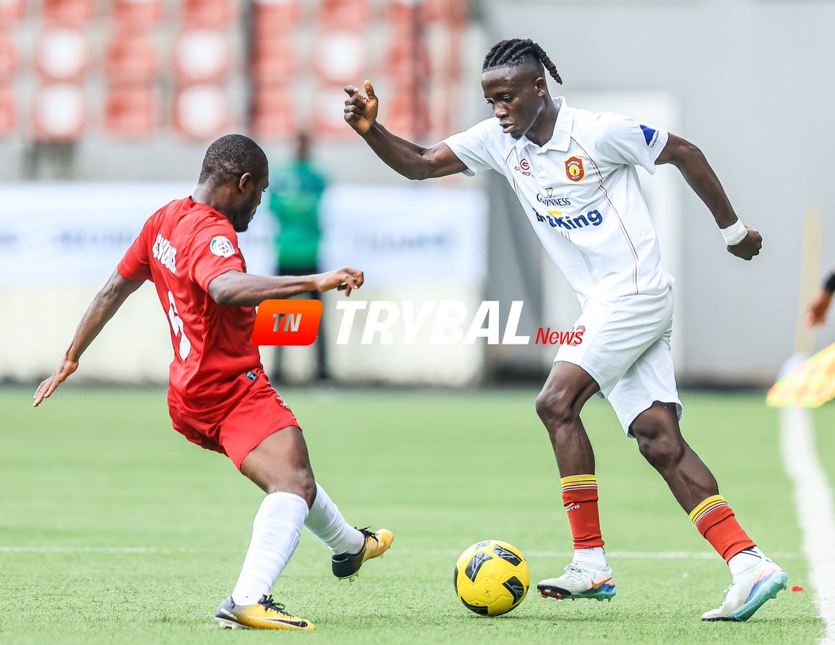trybalfootball's tweet photo. Nothing separates both sides in Lagos with all left to play for as Rivers United are ahead in Port Harcourt against Katsina United.

@Rangers_Intl have to win to win the league and @IkoroduCityFC have to win to snatch 3rd place from @ShootingSc 

Cc @modovictorekene https://t.co/pE1QFuWDhl