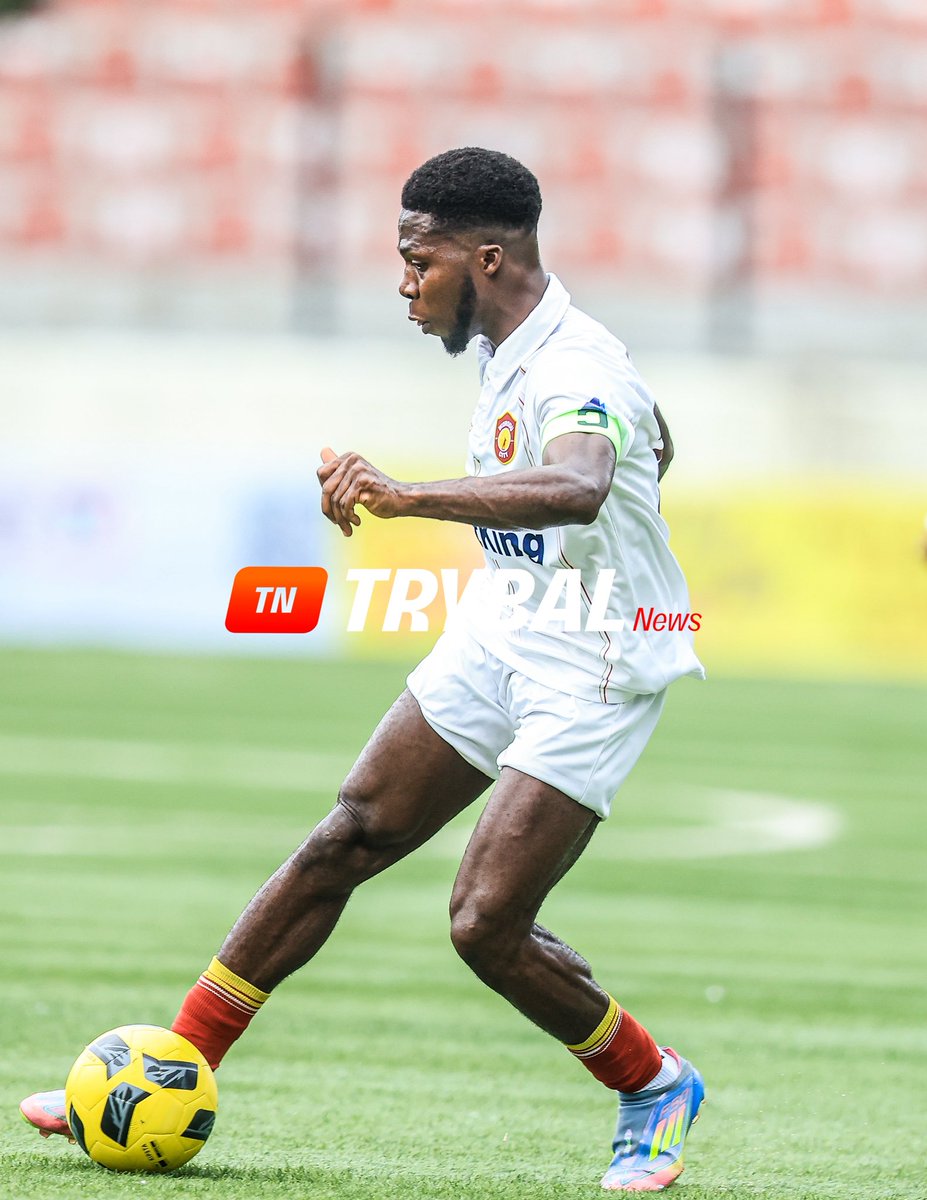 trybalfootball's tweet photo. Nothing separates both sides in Lagos with all left to play for as Rivers United are ahead in Port Harcourt against Katsina United.

@Rangers_Intl have to win to win the league and @IkoroduCityFC have to win to snatch 3rd place from @ShootingSc 

Cc @modovictorekene https://t.co/pE1QFuWDhl