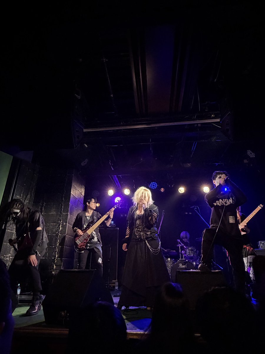 UNKNOWN_HP's tweet photo. 本日はEVIL DANCE NIGHT! SF
 @SOCORE FACTORY
ご来場の皆様、対バン皆様
タカさん並びにライブハウスのスタッフの方々ありがとうございました。

とても楽しく一日を終える事が出来ました
UИKNÖWNは9月まで
バカンスに入りますが今後共
よろしくお願い致します。
 #UИKNÖWN https://t.co/aUHUHcfnCc