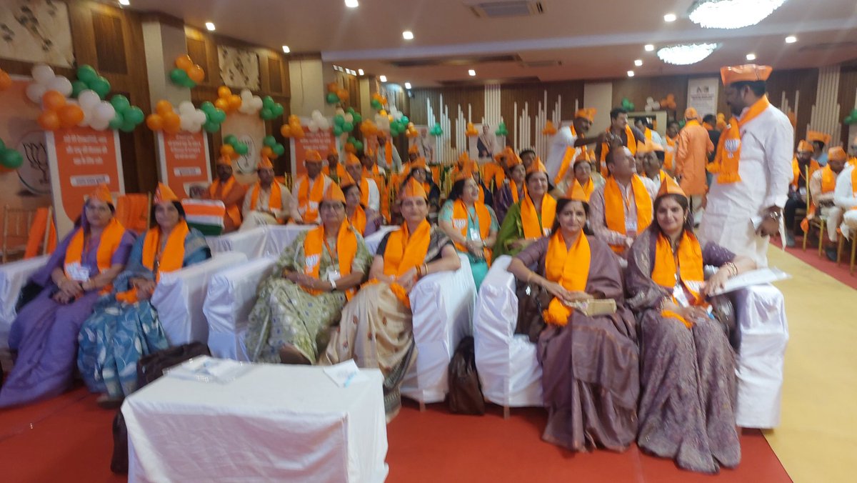 Manjari Jain (modi ka pariwar) tweet media