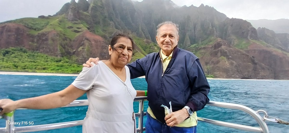 PNJoshi_'s tweet photo. @PNJoshiAMC @Kalpana54_ #Travel #Hawaii 23 May 2026
Six hours of adventitious boat trip in North Pacific Ocean at Hawaii 

What a scenery and bumpy ride.

All pictures and videos will be on my Facebook page. https://t.co/hhodyAonYy