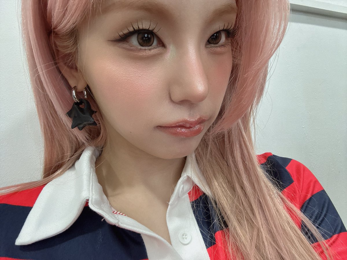 yeji bubble 🖤 tweet media