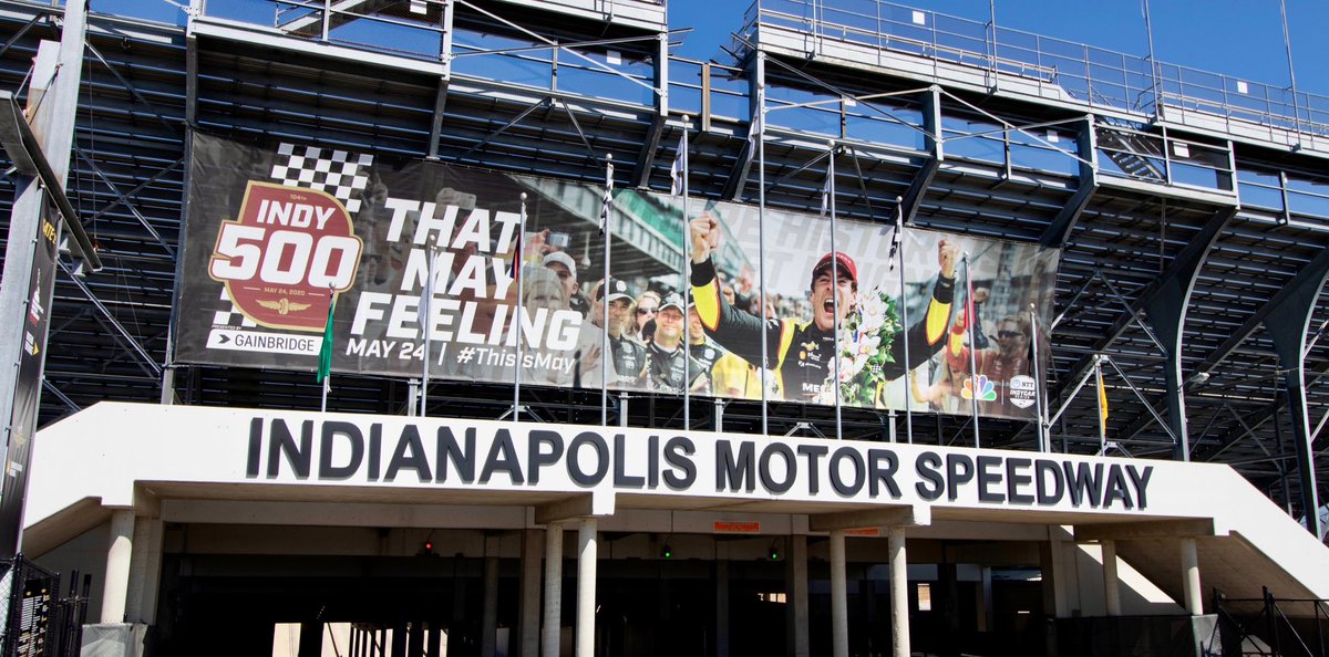 DSMLuxury's tweet photo. Race day in America.
Indy 500 this afternoon. Coca-Cola 600 tonight.
Two of the biggest races in the world - one massive opportunity for brands.
If your company is exploring motorsports for 2026, today shows the scale.
https://t.co/94GeBvbNTm is your entry point. https://t.co/TdjZbw7pBl