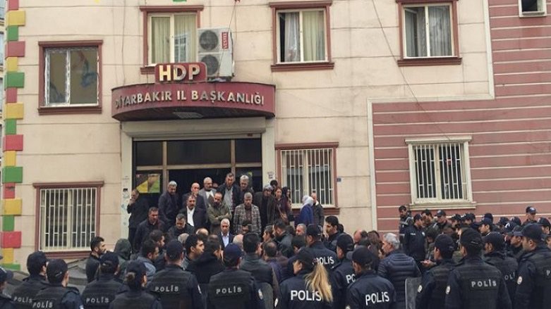 speedyuso's tweet photo. @ajansmuhbir1923 Bize yapılırken siz ses cikardinizmi, izlediniz iyi olmuş dediniz eee Allah'ın adeleti işte izleme sırası bizde https://t.co/VxIqqgE4lo