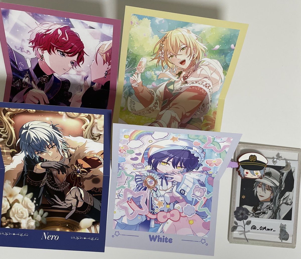 _OMwr_'s tweet photo. 魔法使いの約束 まほやく アニメイトフェア 特典 交換

［譲］クロエ ルチル ネロ ホワイト

［求］オーエン ムル （←決まり次第カイン オズ）

撮影後元のスリーブに戻しています
ネロはオーエンとの交換のみ
郵送のみ

よろしくお願いいたします https://t.co/Xju3FYXF56
