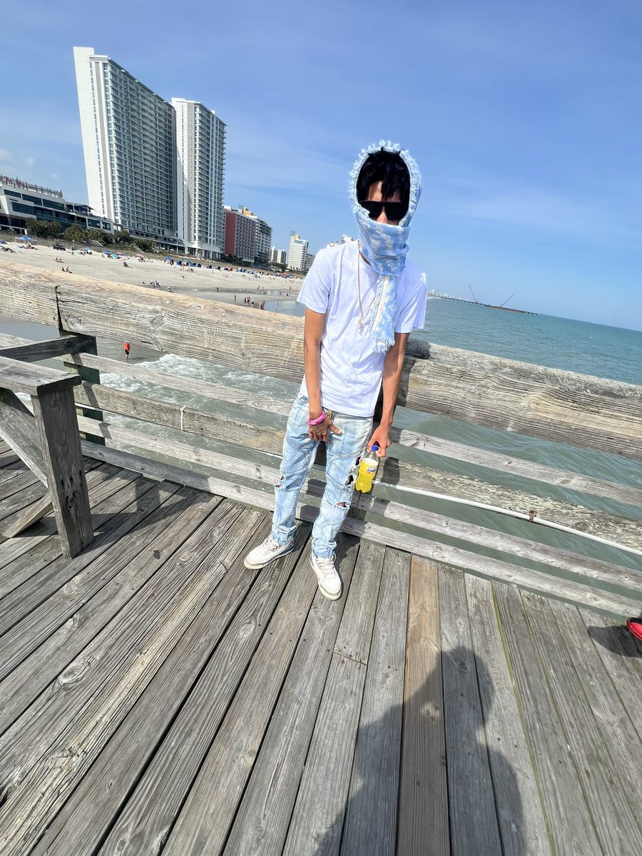 6Binladen6's tweet photo. #blackbikeweek
#myrtlebeach https://t.co/3dgbIS1M46