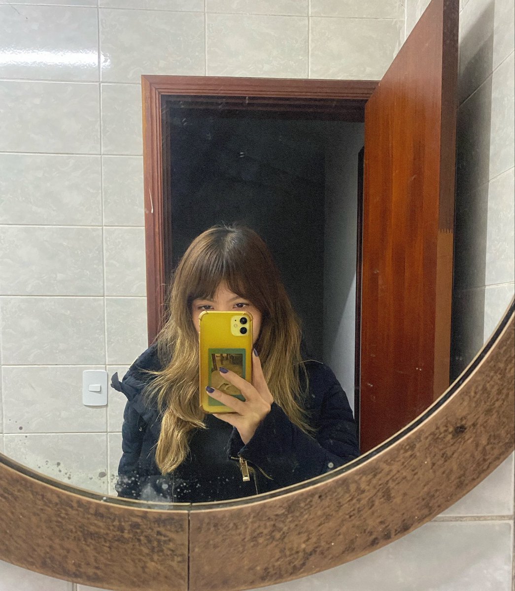 juvasques1's tweet photo. cortei meu cabelo sozinha gostarao? https://t.co/xLKFJVo66w