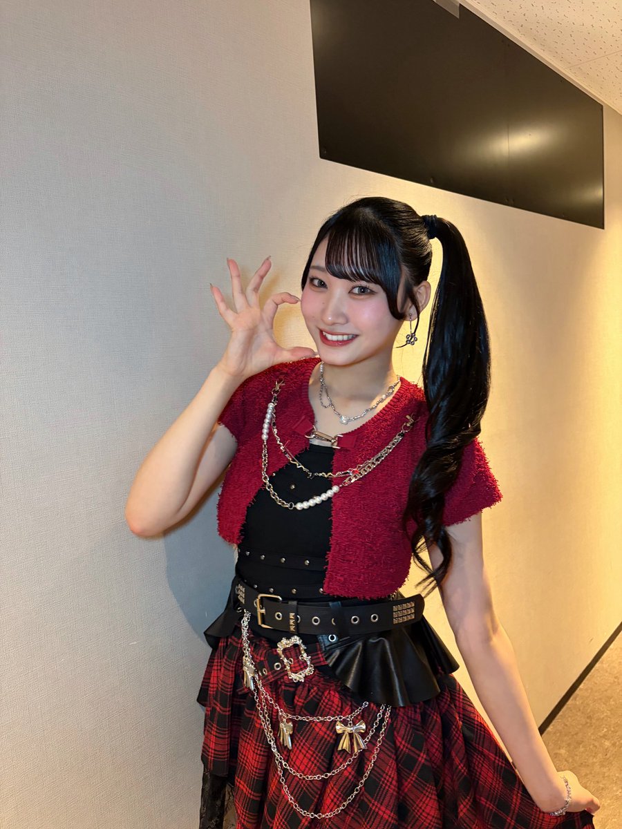 牧野りりさ tweet media