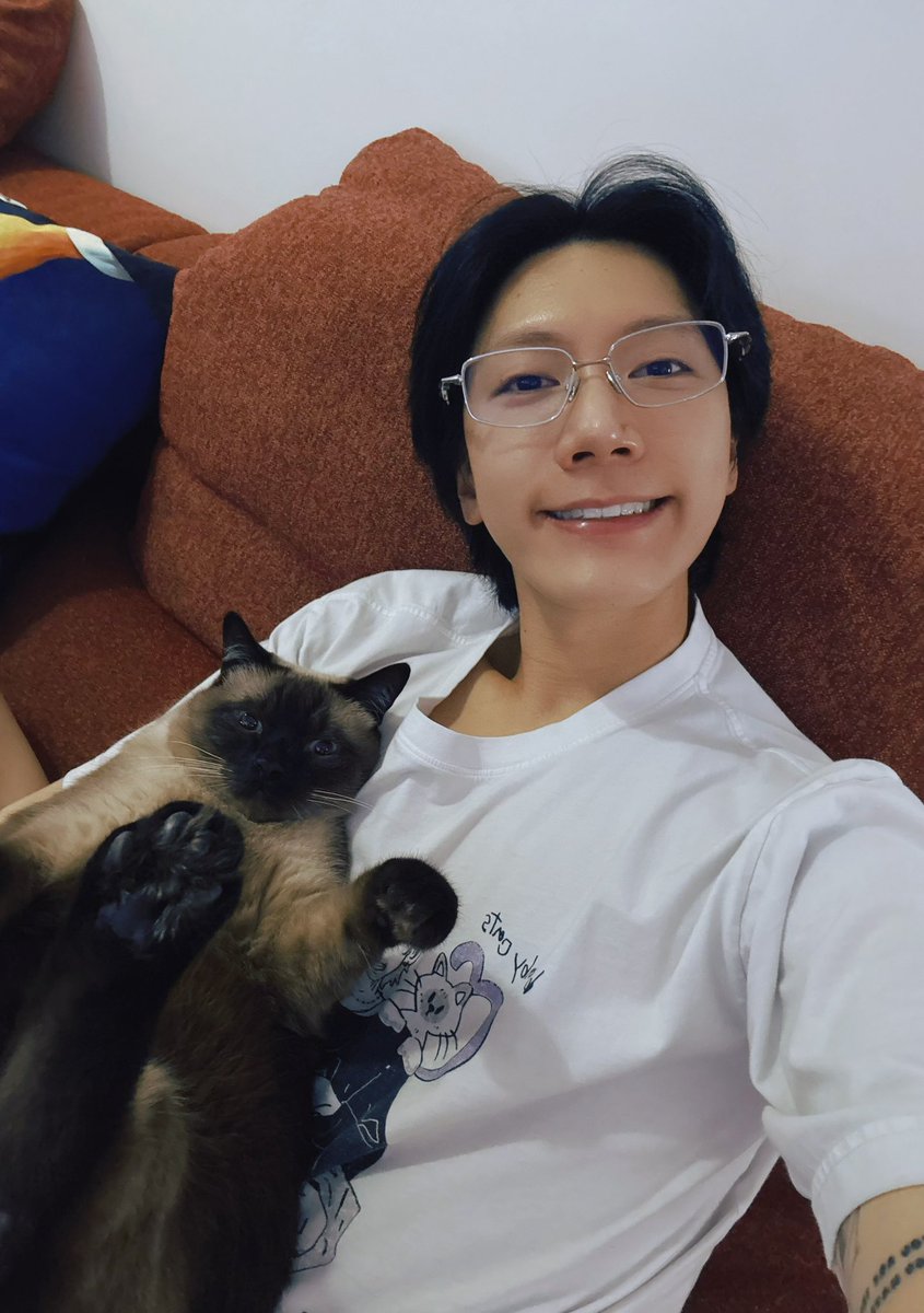 𝙙𝙚𝙡𝙞𝙜𝙝𝙩 ✿ tweet media