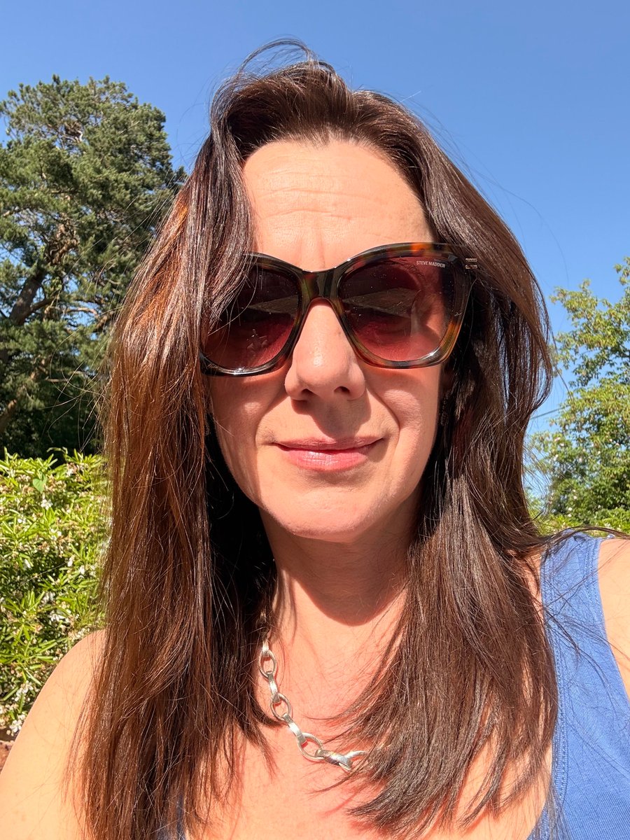 Annunziata Rees-Mogg tweet media