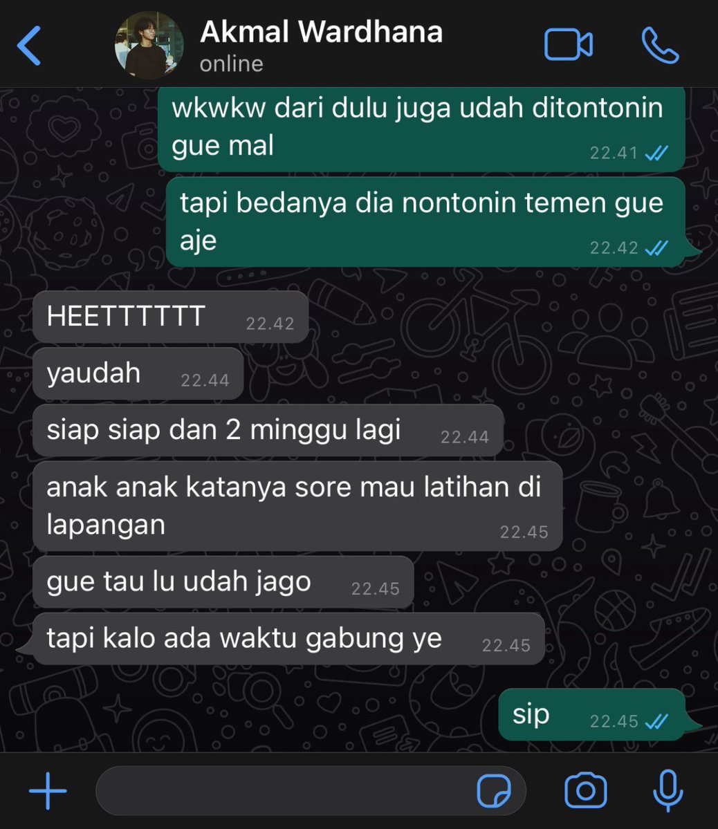ela tweet media