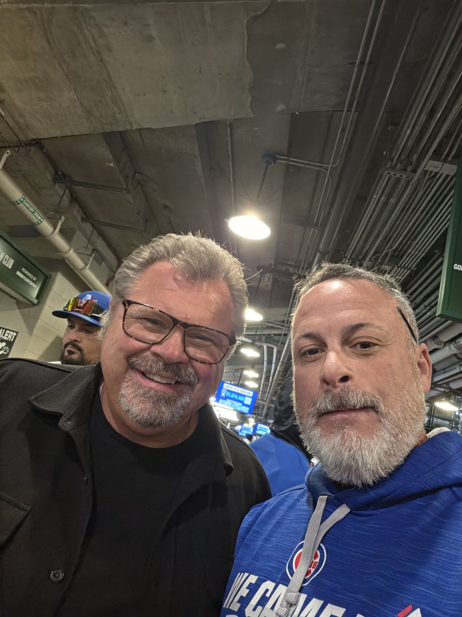 brackj18's tweet photo. @CoomsCorner8 yesterday I ran into this guy.   I was so excited I couldn't breath.   My favorite sound is him and Pat each day. https://t.co/UK83taVxBX