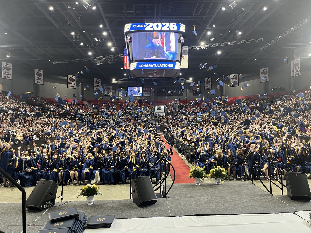 ATalley204's tweet photo. The first of our three graduations began this morning with the Wildcats of Neuqua HS.   The positive energy was wonderful to feel.   We wish these graduates well in their future endeavors. @ipsd204 @NeuquaValley https://t.co/Xk31Xhfa7r