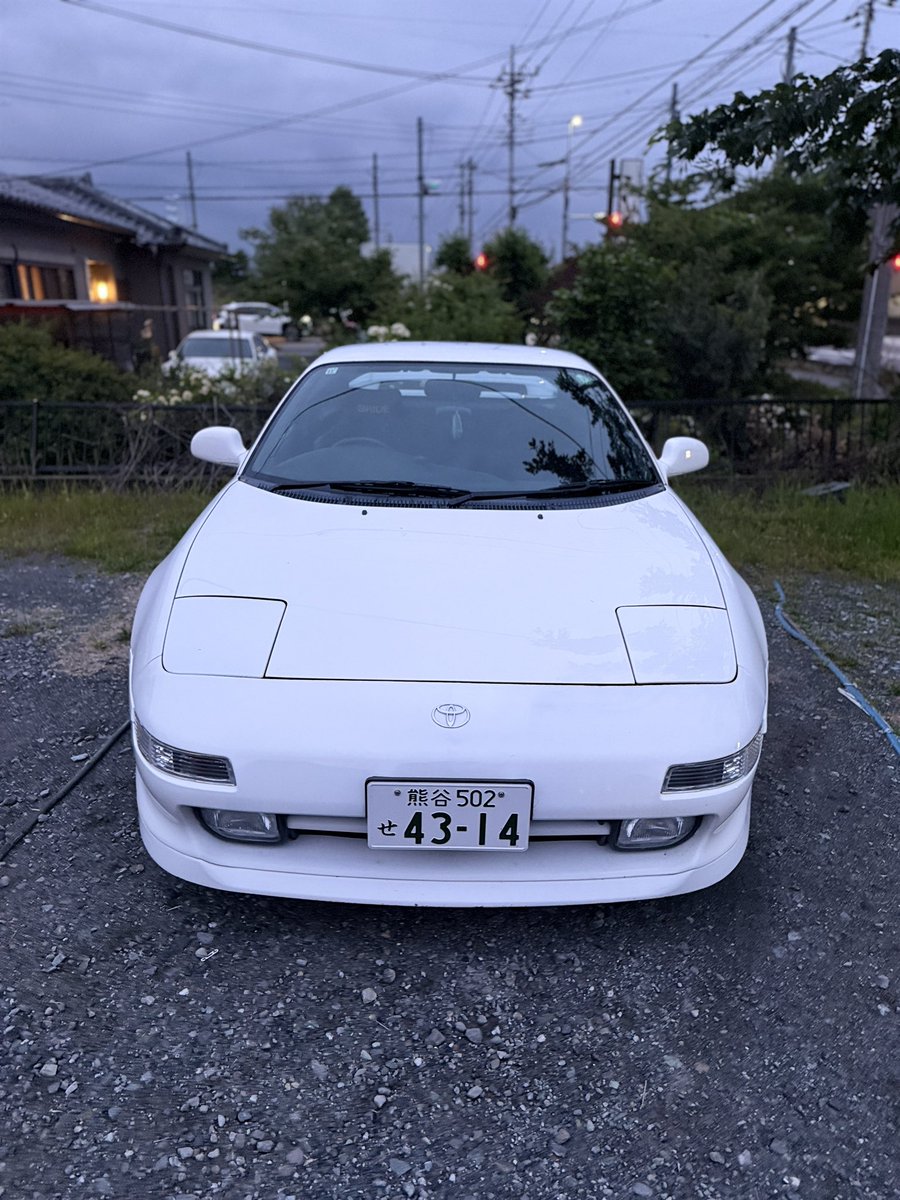 ryuto69466980's tweet photo. 車幅灯新品に変えて印象だいぶ変わった https://t.co/cxBsywn6uc