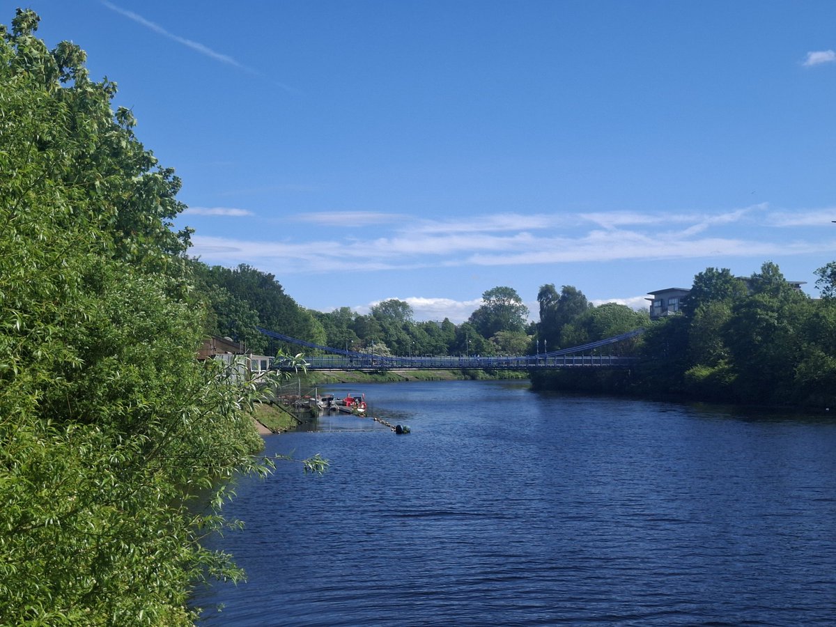 johnadgrady's tweet photo. Glasgow's miles better and Glasgow Green's the best on a day like today. https://t.co/neag307I7b