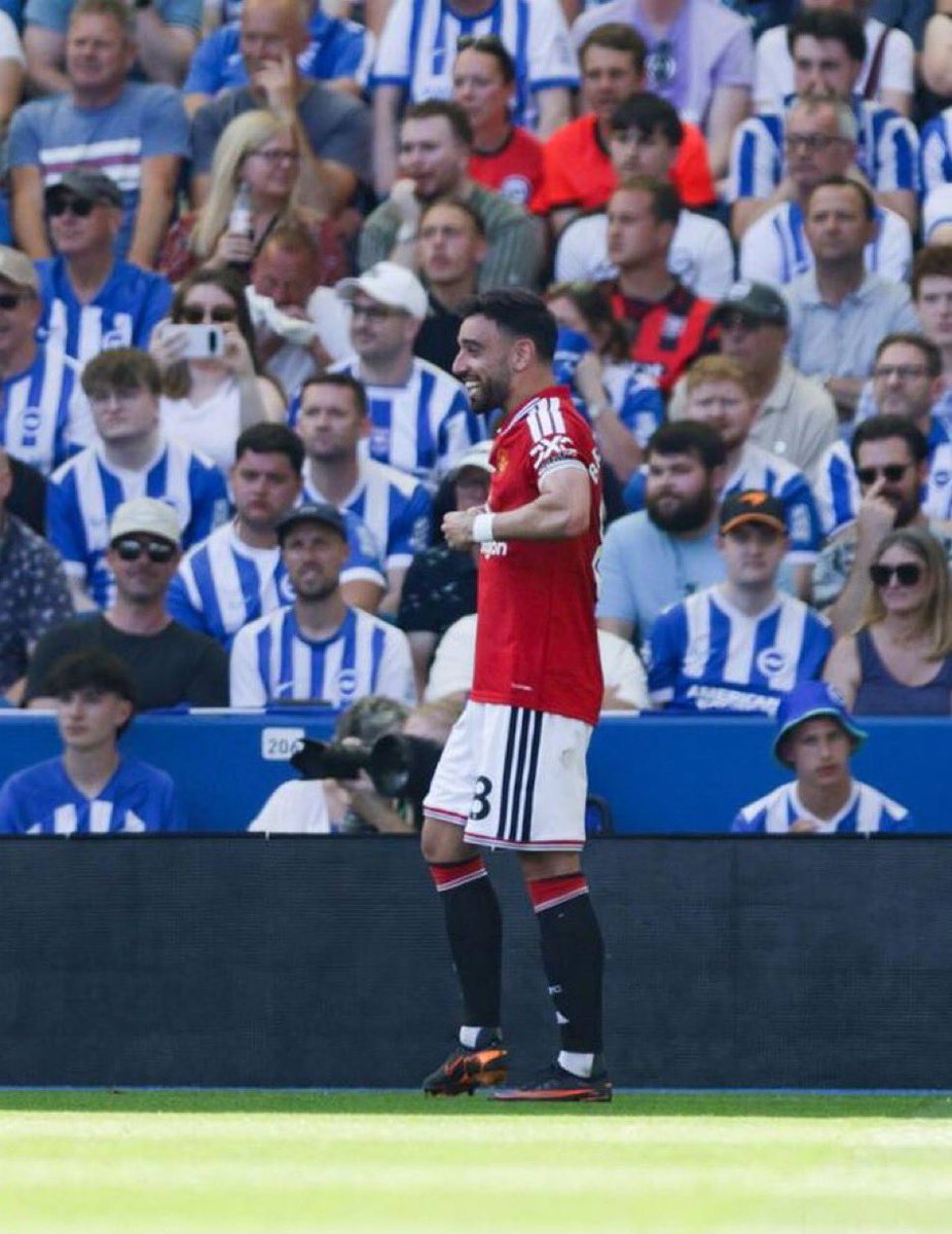 kimutai__'s tweet photo. Arsenal should go all out for Bruno Fernandes. What A Player! https://t.co/dfoWChQzdD