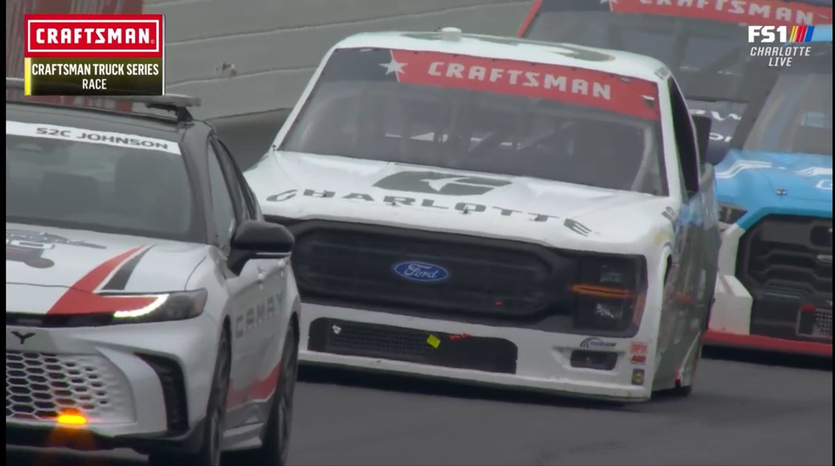 iRacing tweet media