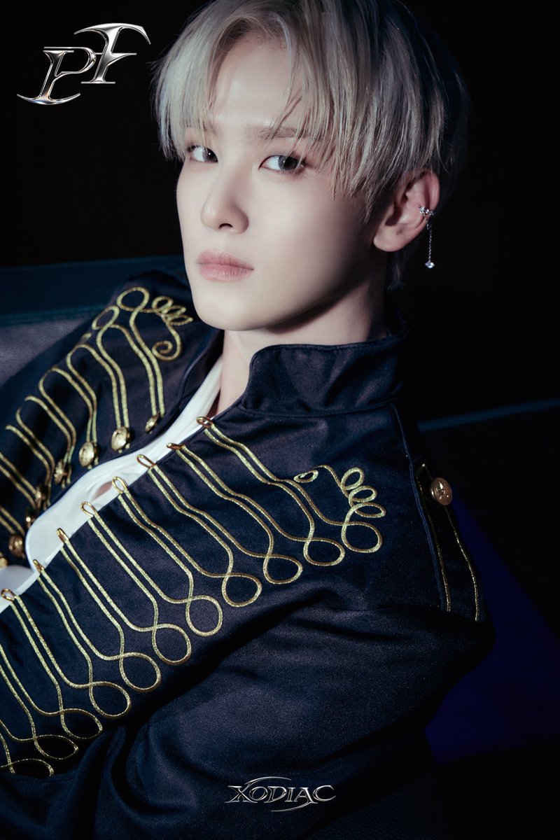 펜~ tweet media