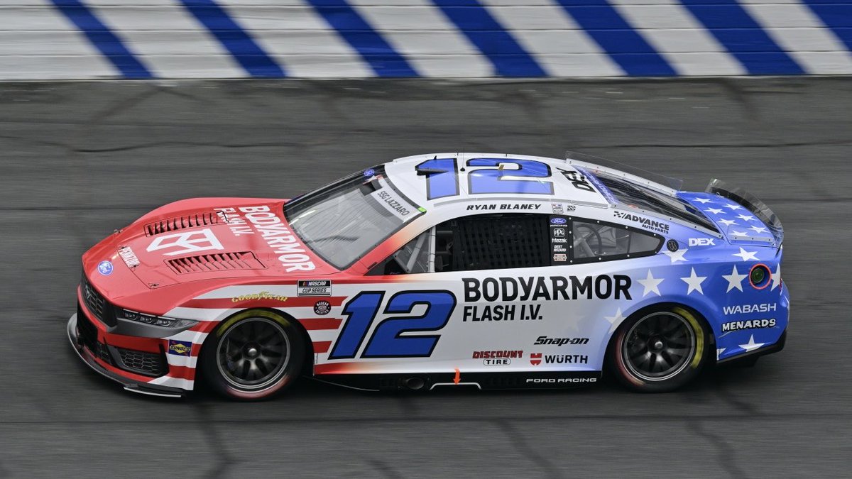 DrinkBODYARMOR's tweet photo. 🇺🇸 RACE DAY 🇺🇸
@Blaney @Team_Penske https://t.co/Kh7ia9juXp